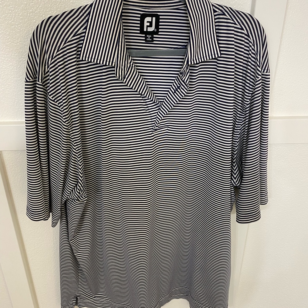 Footjoy XL polo. In good shape.
